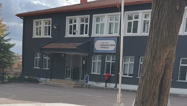 Kayseri’de okulda endişelendiren olay: 12 öğrenci hastaneye kaldırıldı