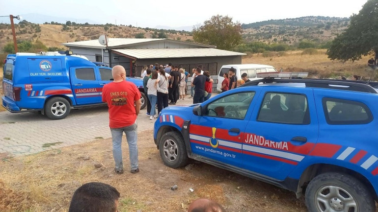 Manisadaki çifte cinayette balistik sırrı çözüldü: Katil zanlısı intihar etmiş