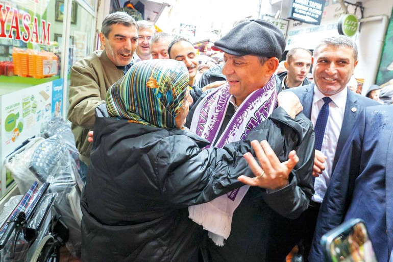 Özgür Özel Artvin’de konuştu: Hedefimiz adil eşit bir düzen