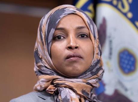 Şırıngalı saldırıya uğramıştı! ABD basınından 'Ilhan Omar' iddiası: 'Sınır dışı edilebilir' 2 Şırıngalı saldırıya uğramıştı! ABD basınından 'Ilhan Omar' iddiası: 'Sınır dışı edilebilir'