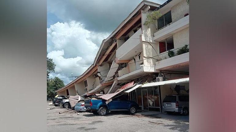 SON DAKİKA PANAMA DEPREM HABERLERİ: Panama'da 7,7 büyüklüğünde şiddetli deprem! Pasifik kıyılarına tsunami uyarısı yapıldı 4 SON DAKİKA PANAMA DEPREM HABERLERİ: Panama'da 7,7 büyüklüğünde şiddetli deprem! Pasifik kıyılarına tsunami uyarısı yapıldı