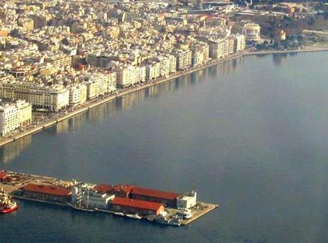 Yunanistan'da 'maliyet' krizi! 'Selanik Limanı kapandı' 2 Yunanistan'da 'maliyet' krizi! 'Selanik Limanı kapandı'